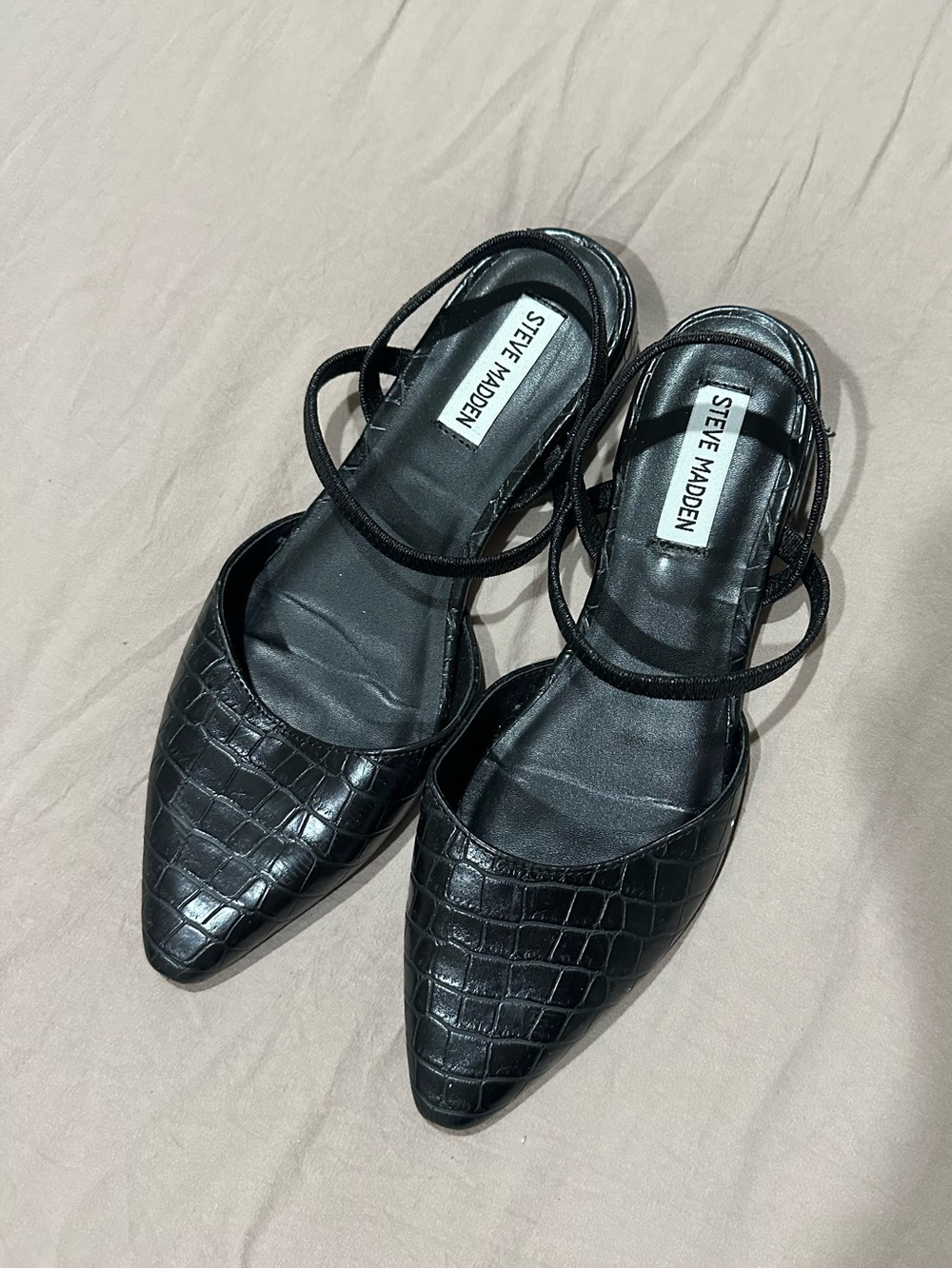 Steve Madden Black Croc-Embossed Pointed Slingback Flats
